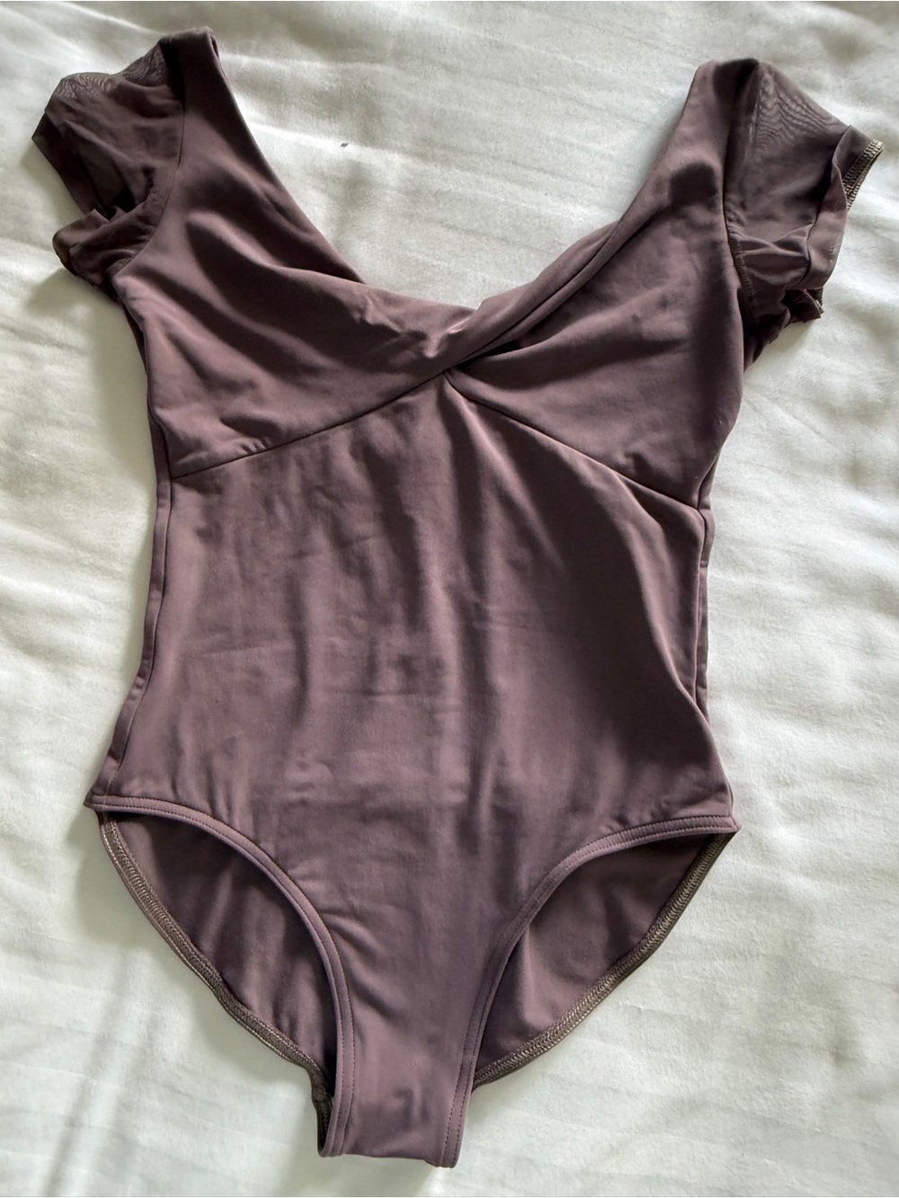 Women’s Twist-Front Nikolay leotard in Mauve, NWOT